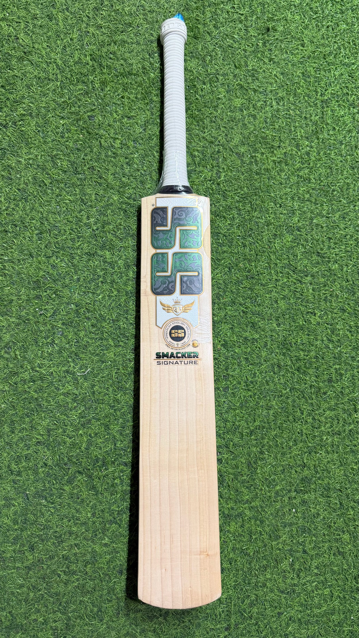 SS Smacker Signature Premium English willow Cricket Bat - 8 Grains - 1170g