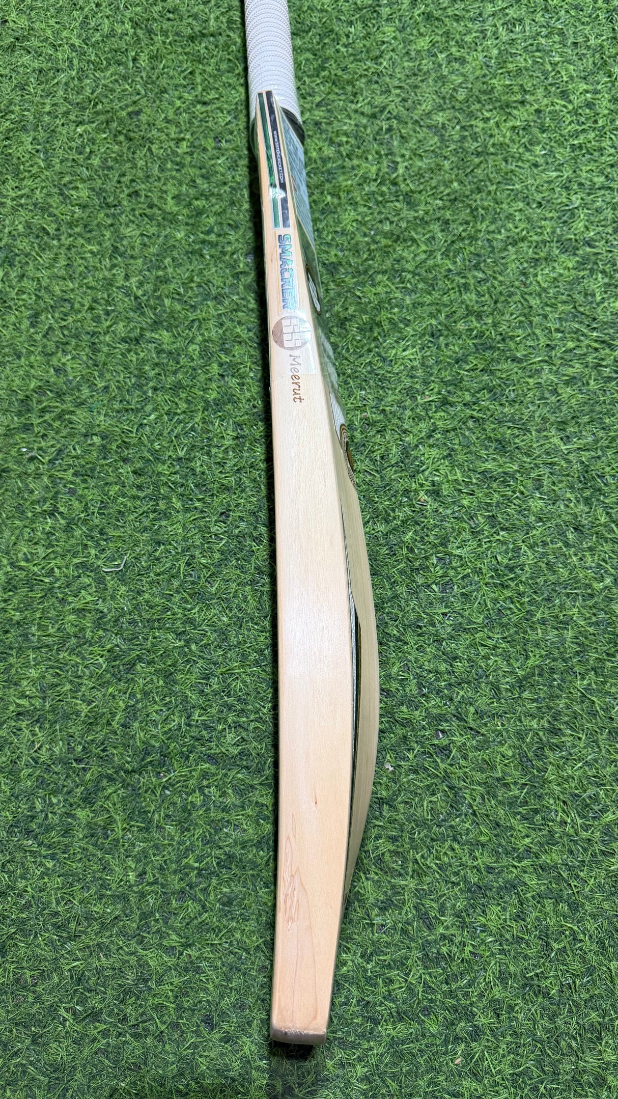 SS Smacker Signature Premium English willow Cricket Bat - 8 Grains - 1170g