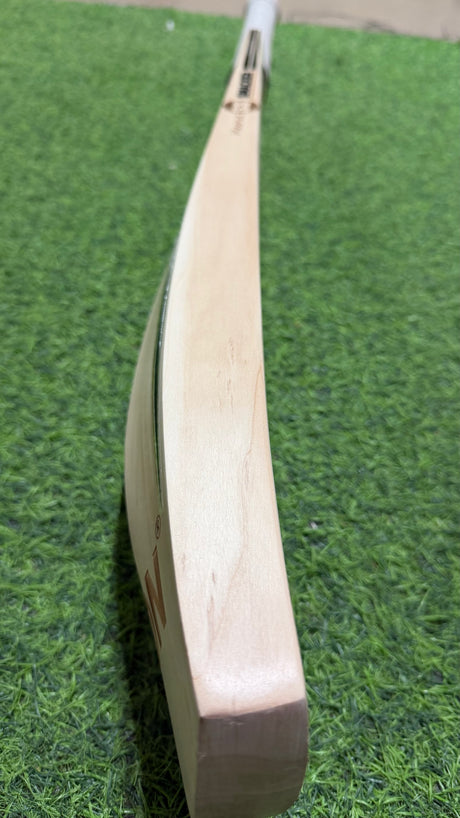 SS Smacker Signature Premium English willow Cricket Bat - 6 Grains - 1160g
