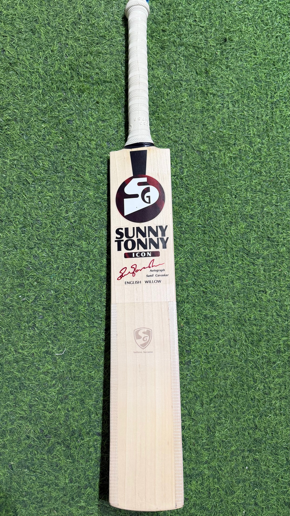 SG Sunny Tonny Icon | English willow Cricket Bat -1240g- 7 Grains