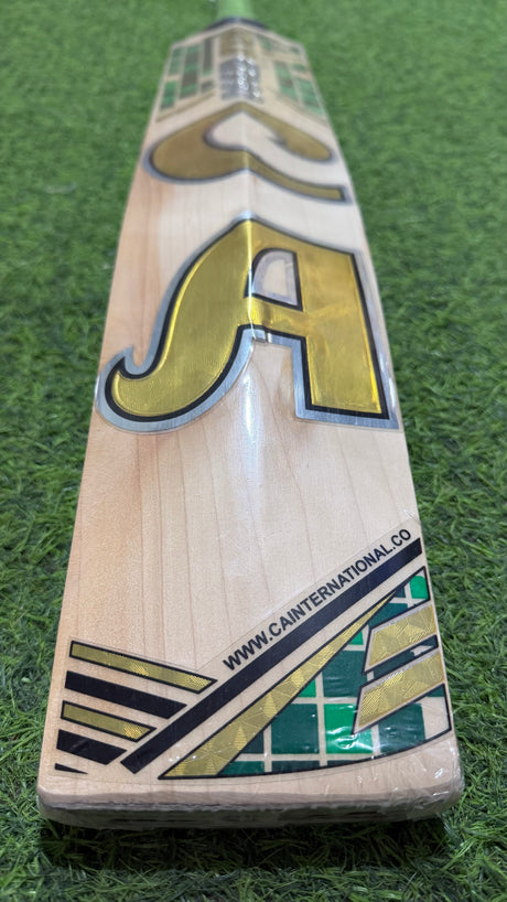 CA Gold 15000 Cricket Bat-Grade 1 English Willow-7 Grains-1215g