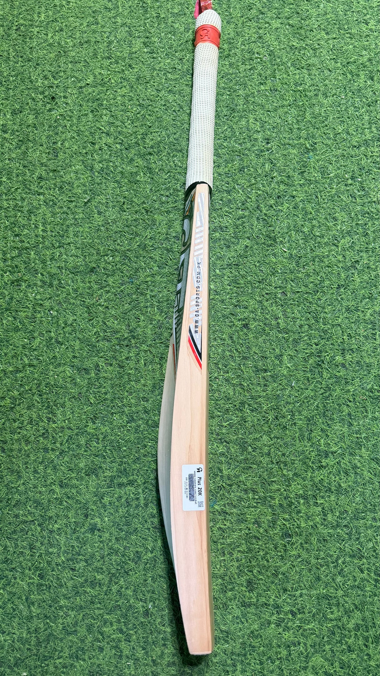 CA Plus 20K Eoin Morgan-Player Grade English Willow Cricket Bat -1215g-9 Grains