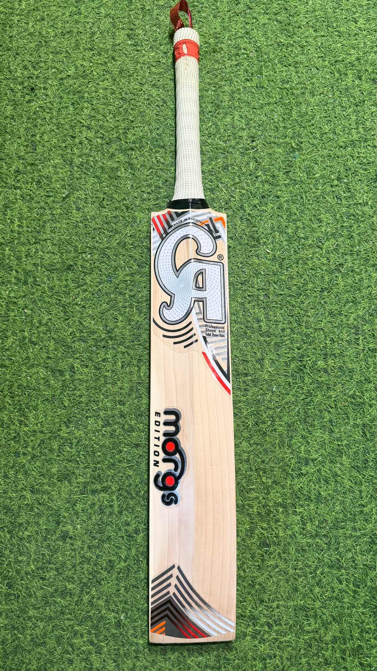 CA Plus 20K Eoin Morgan-Player Grade English Willow Cricket Bat -1215g-9 Grains
