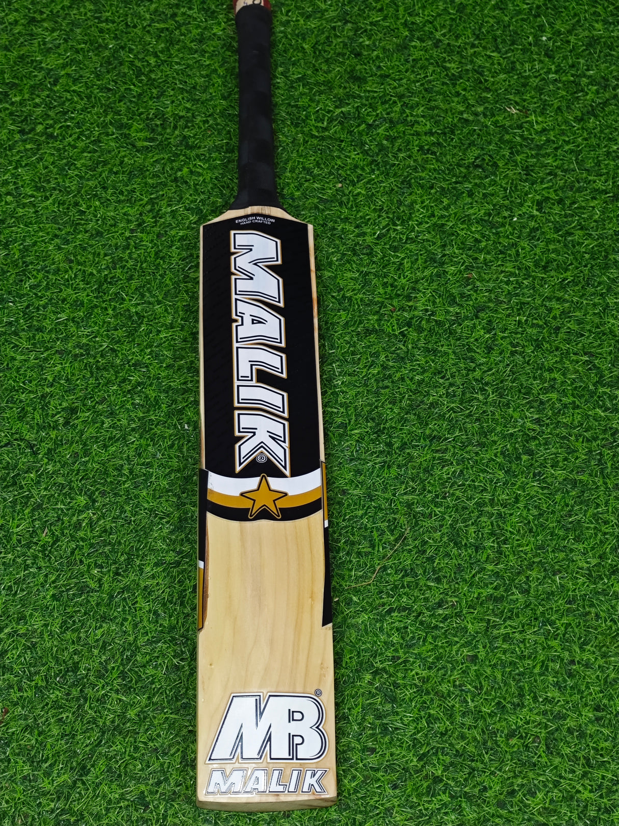 MB MALIK PERFORMANCE ENGLISH WILLOW CRICKET BAT-1200g-8 Grains