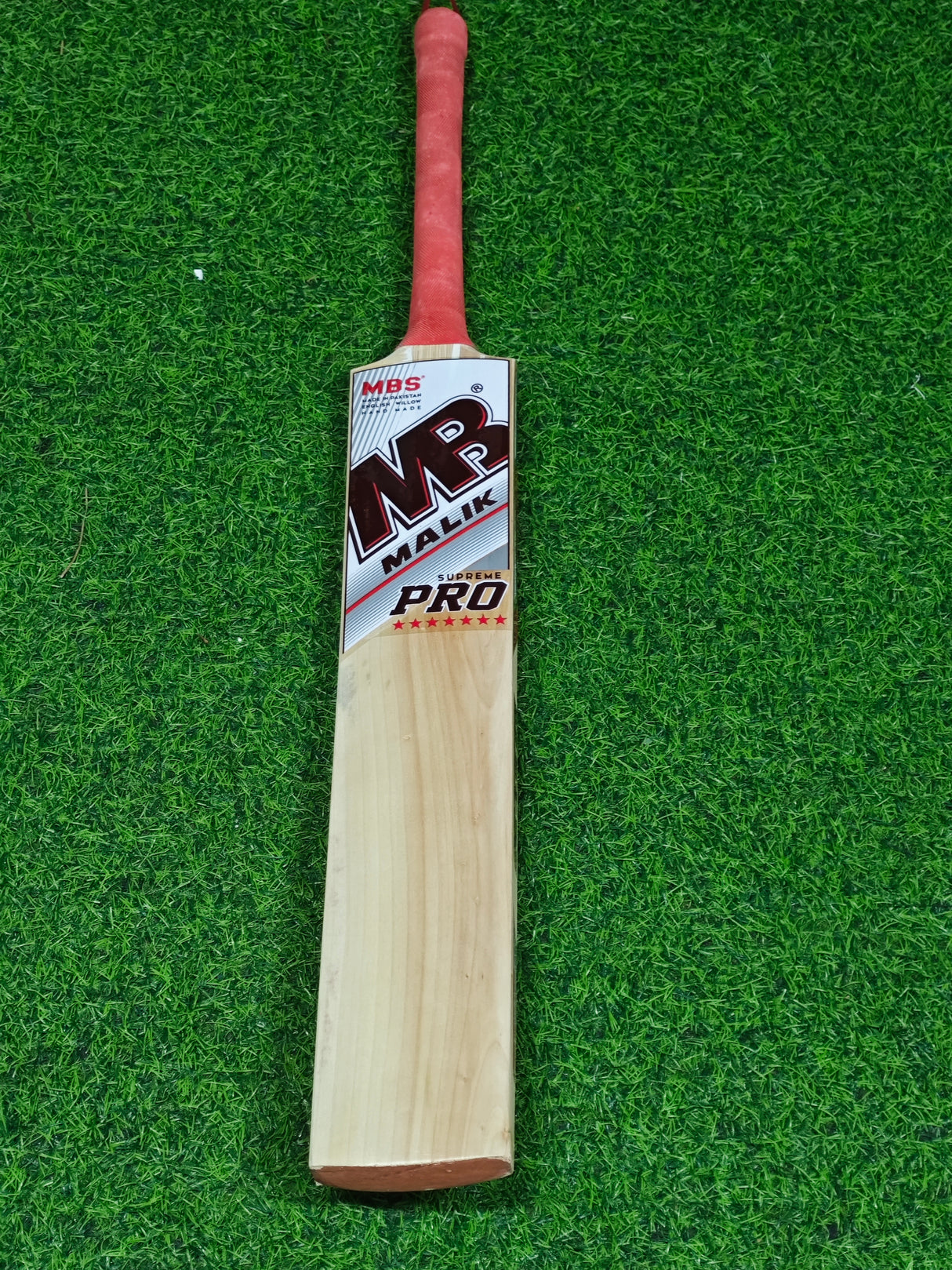 MB MALIK SUPREME PRO ENGLISH WILLOW CRICKET BAT-1186g-9 GRAINS