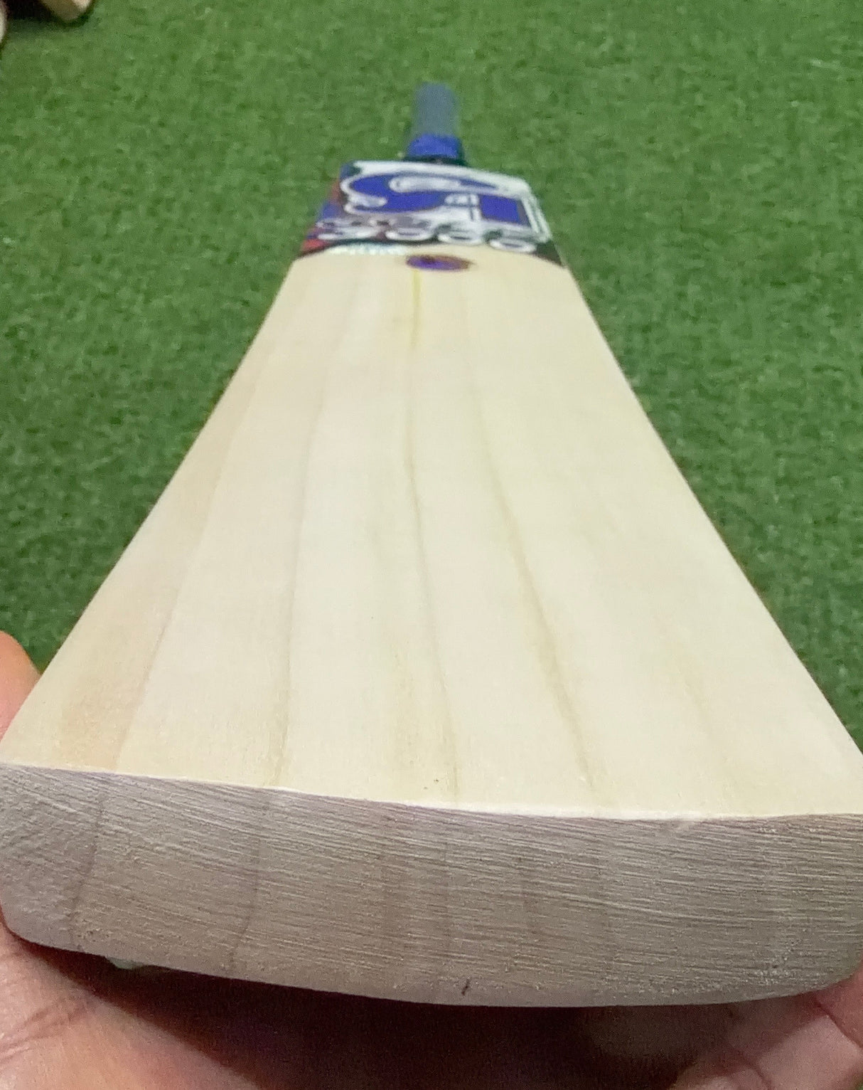 CA Gold 3000 English Willow Cricket bat-5 Grains 1095g - 2.7 lb