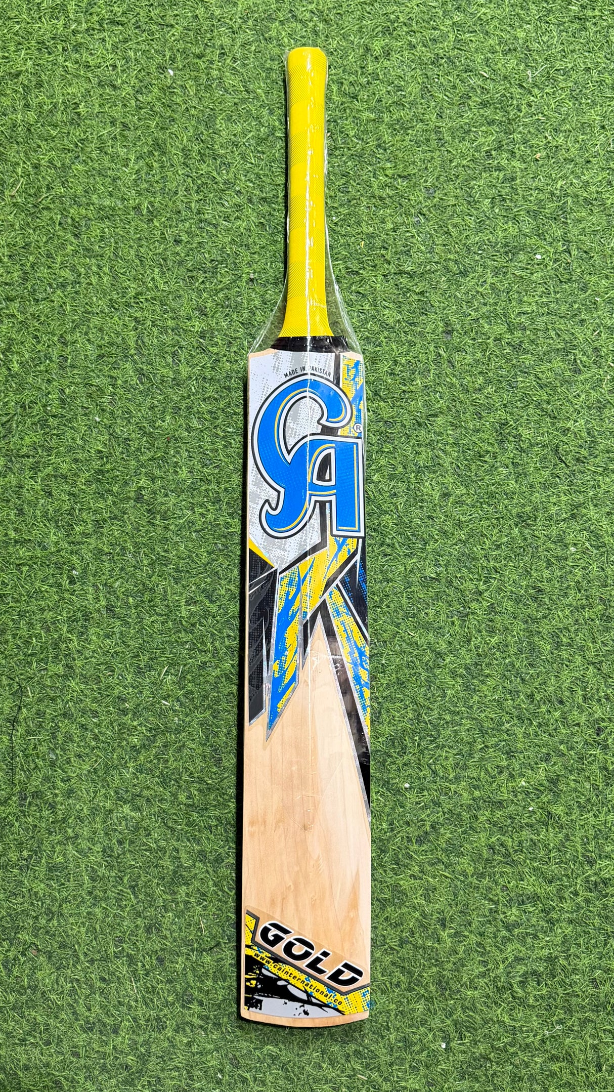 CA GOLD 1000 English Willow Cricket Bat - 7 Grains - 1220g
