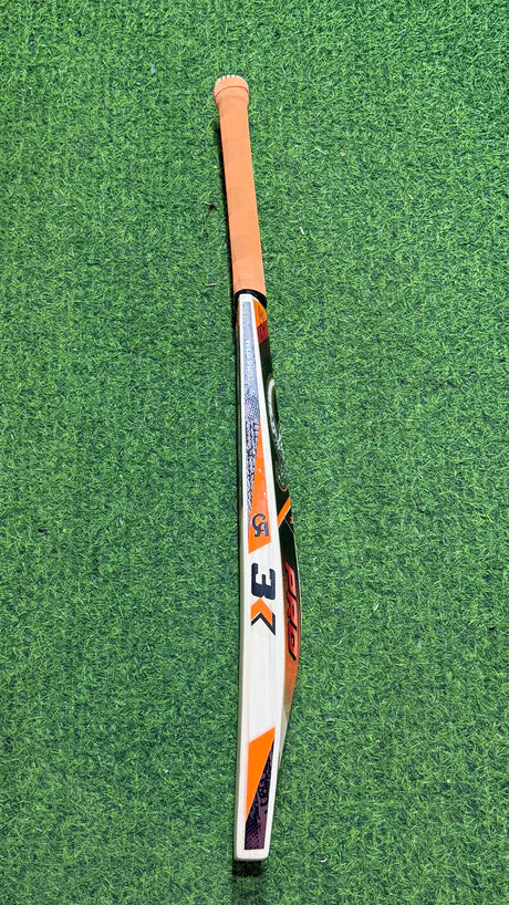 CA PRO 3k English Willow Cricket bat | 8 Grains 1206g | 2.7 lb