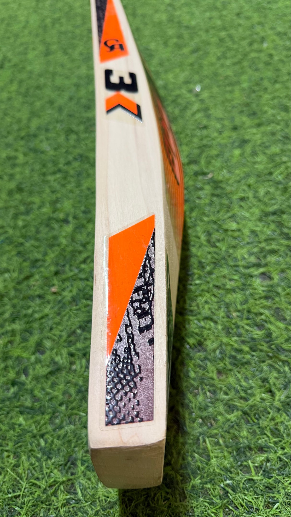 CA PRO 3k English Willow Cricket bat | 8 Grains 1206g | 2.7 lb