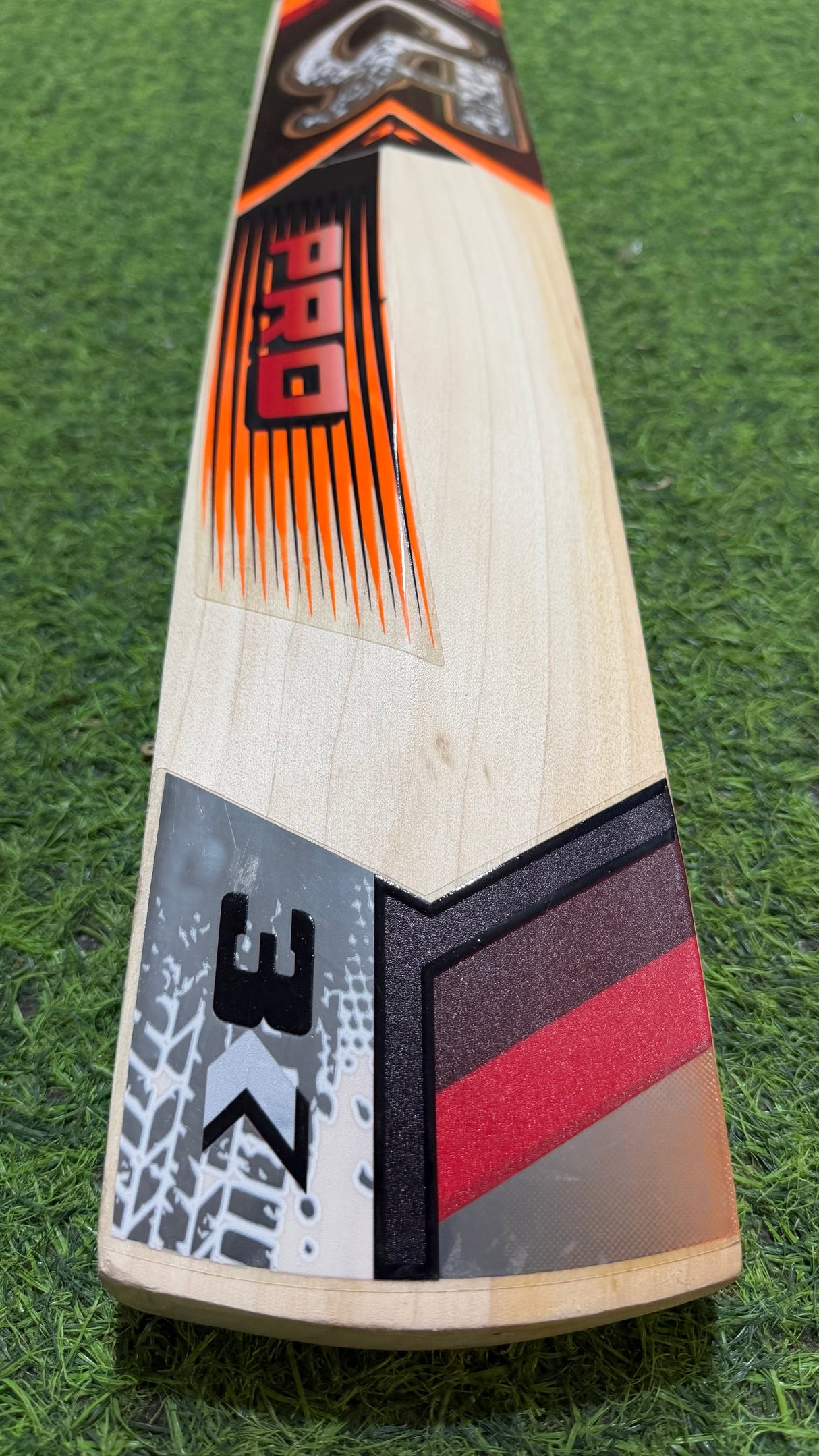 CA PRO 3k English Willow Cricket bat | 8 Grains 1206g | 2.7 lb