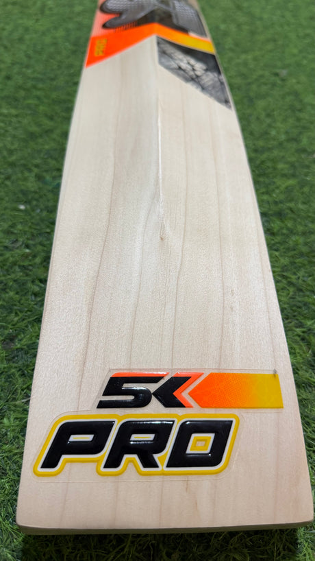 CA PRO 5K English Willow Cricket Bat | 6 Grains 1155 g | 2.7 lb