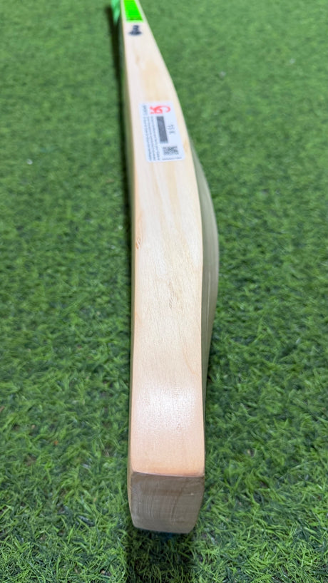 CA PRO 15k English Willow Bat | 1170g 8 Grains - 2.7 lb
