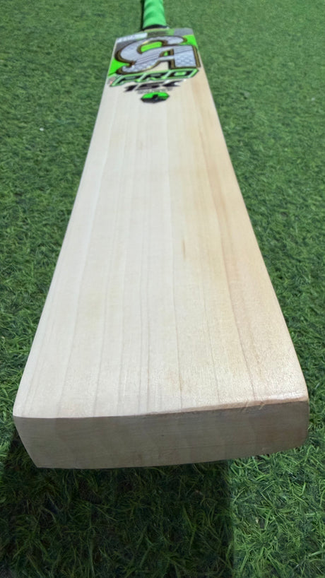CA PRO 15k English Willow Bat | 1170g 8 Grains - 2.7 lb
