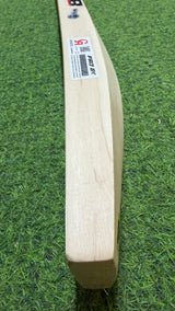 CA Pro 8k English Willow Cricket Bat | 6 grains / 1215g - 2.7 lb