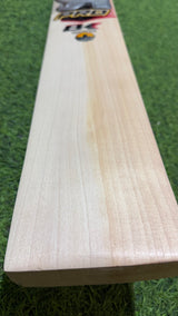 CA Pro 8k English Willow Cricket Bat | 11 grains / 1180g - 2.7 lb