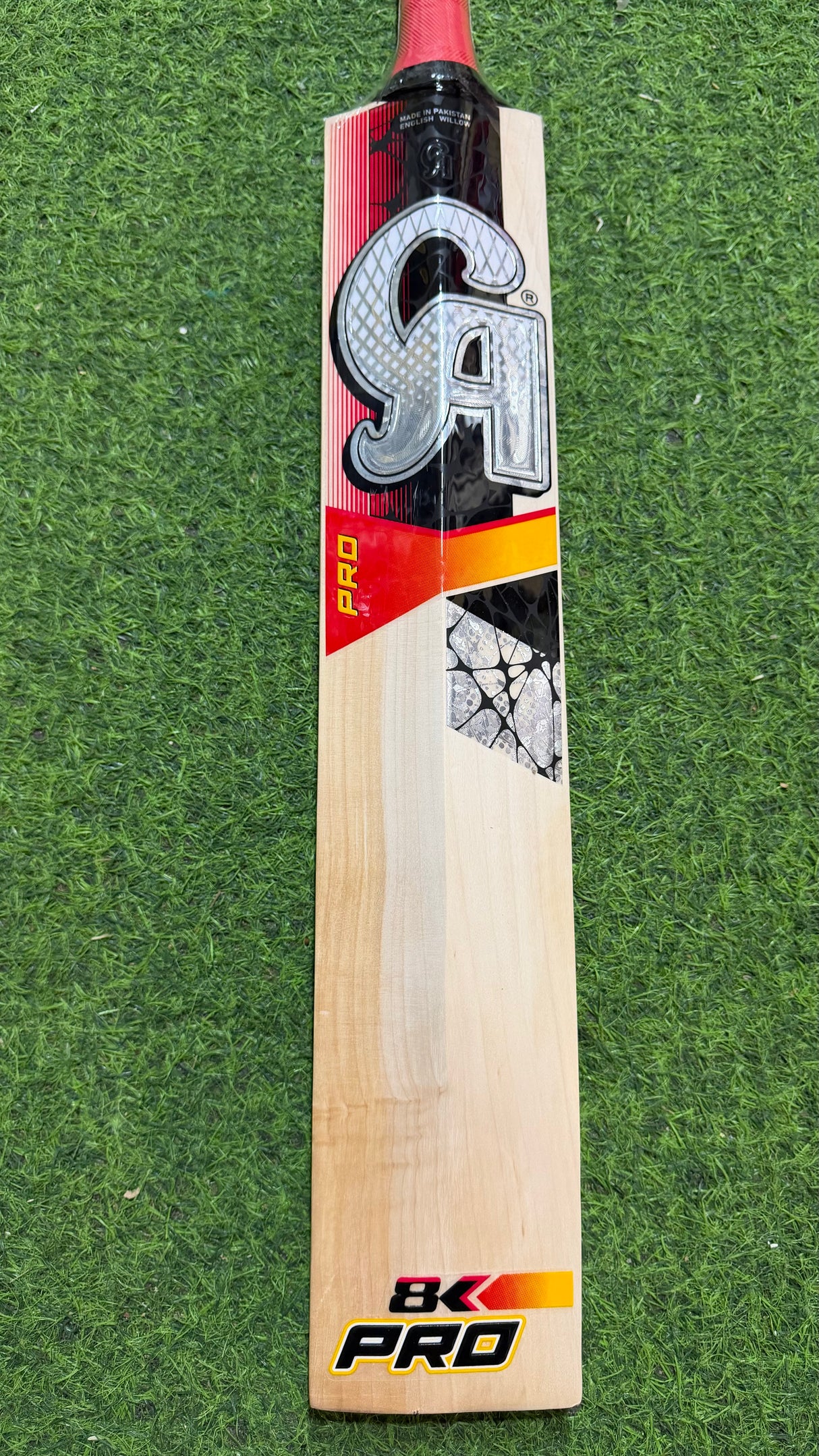 CA Pro 8k English Willow Cricket Bat | 11 grains / 1180g - 2.7 lb