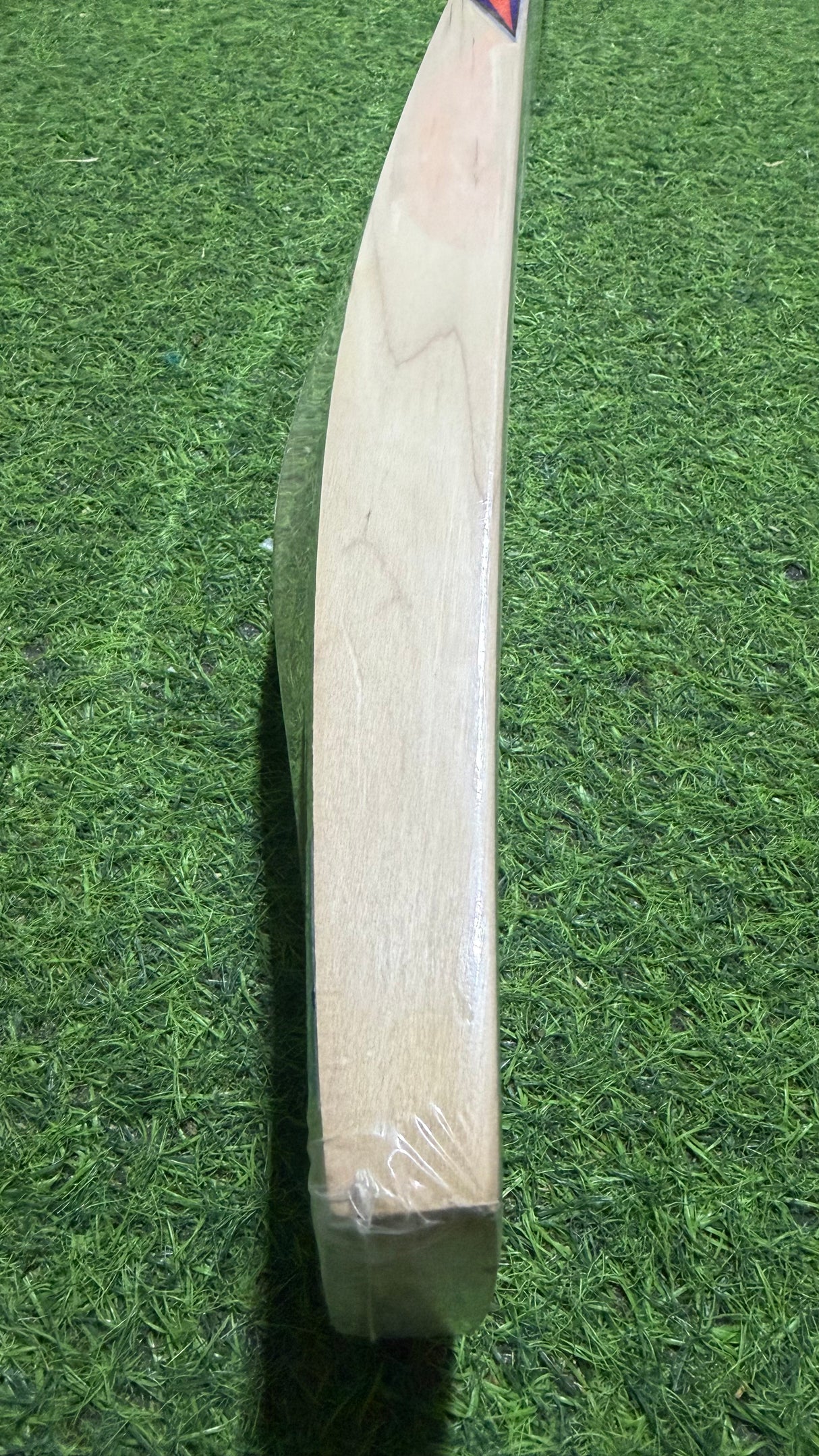 CEAT Top Gun English Willow Cricket Bat - 1178g | 8 Grains