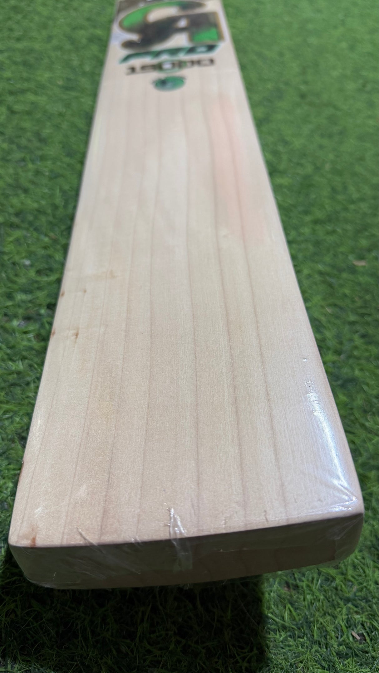 CA PRO 15000 English Willow Bat | 1200g 7 Grains - 2.8 lb
