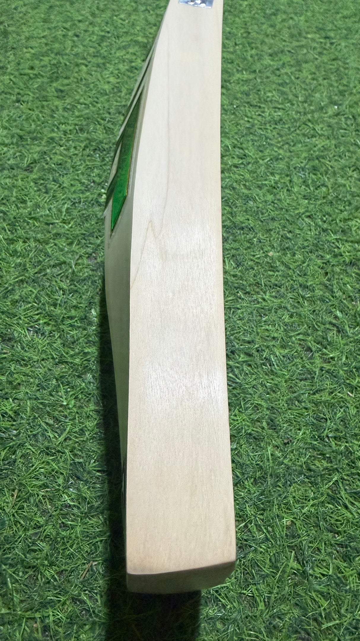 CA PRO 15000 English Willow Bat | 1190g Grains 09 - 2.7 lb