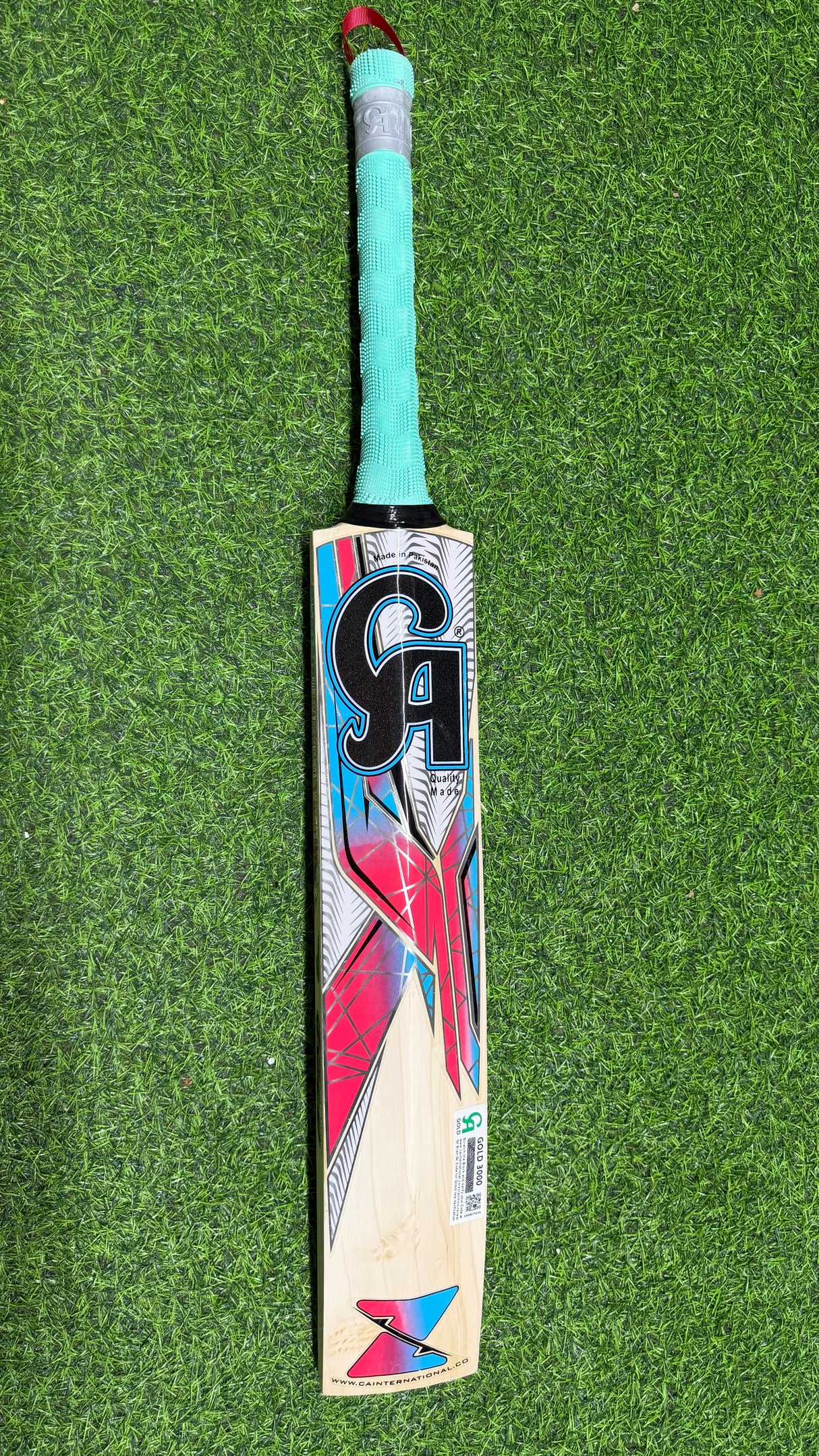 CA Gold 3000 English Willow Cricket Bat - 4Grains 1250g