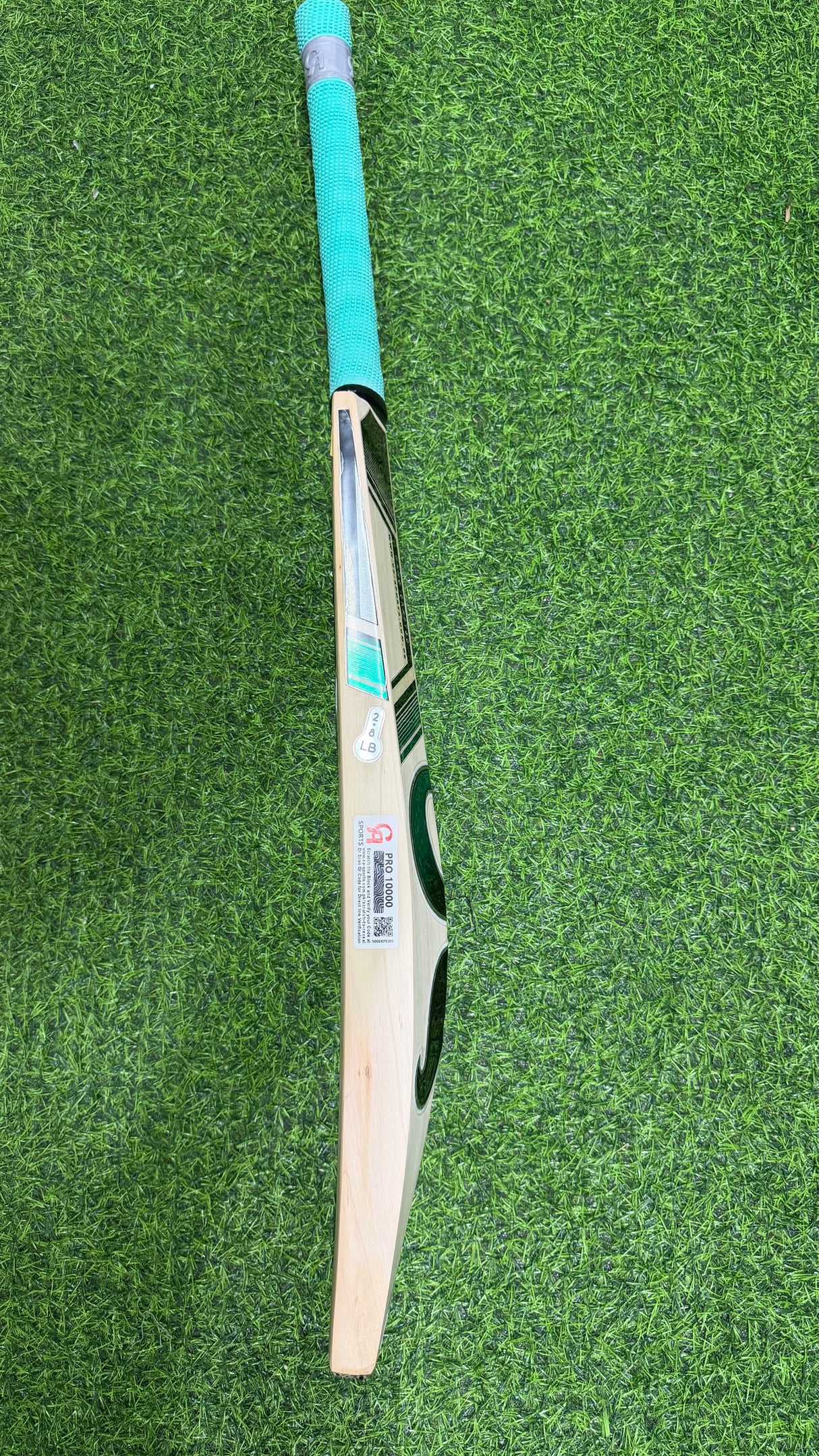 CA PRO 10000 English Willow Cricket Bat - 7 Grains-1170g