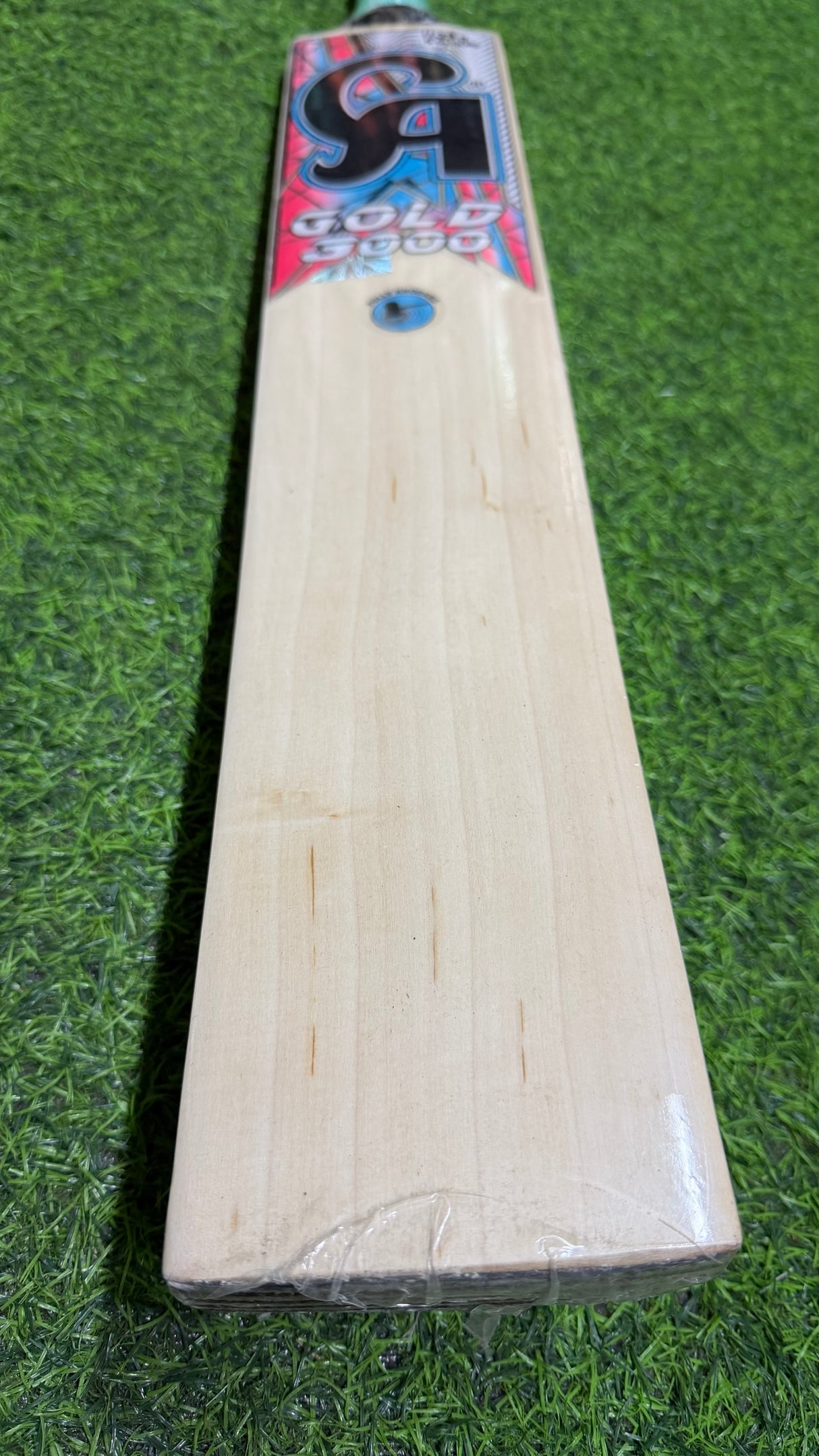 CA Gold 3000 English Willow Cricket Bat-5 Grains 1133
