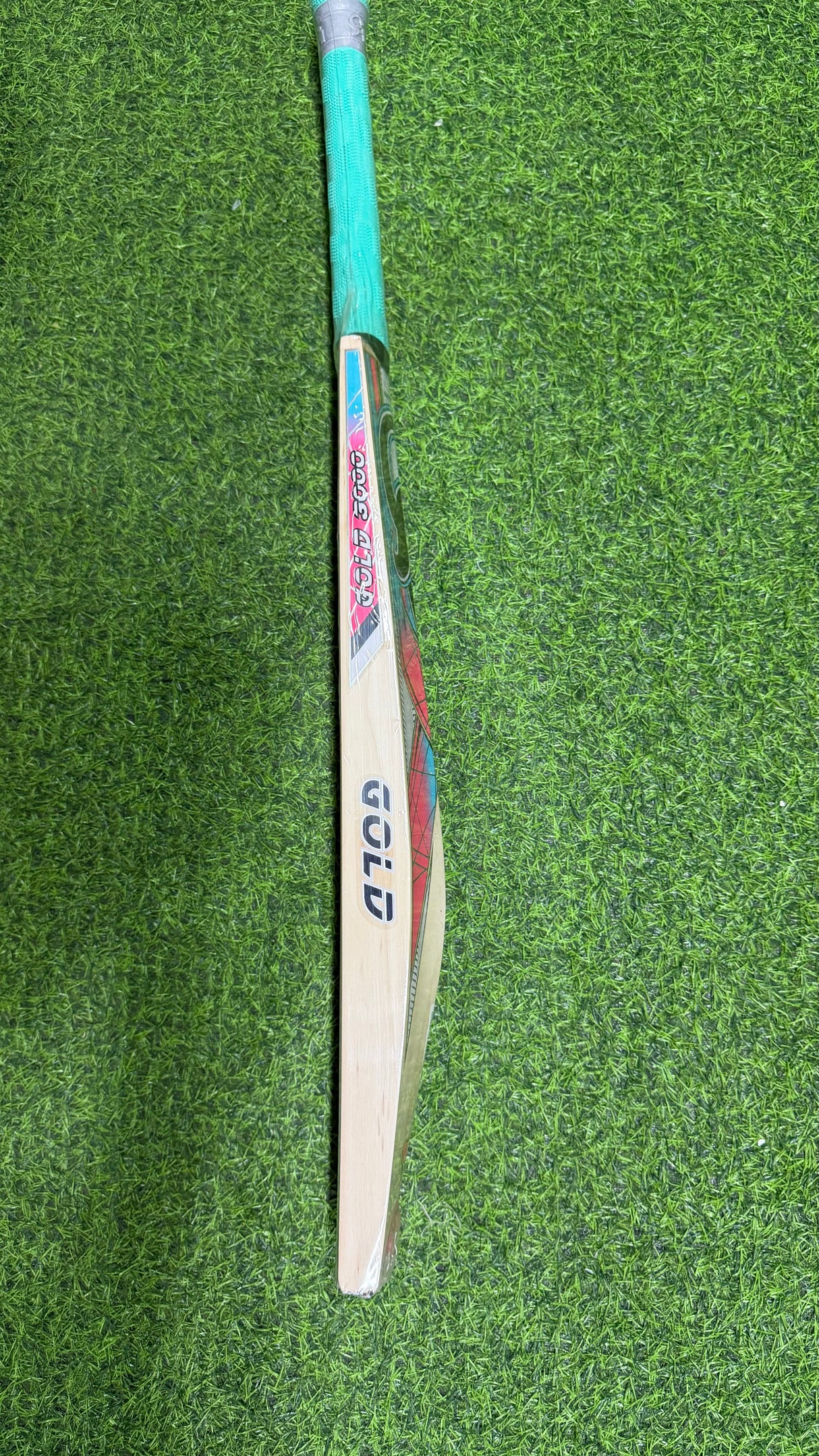 CA Gold 3000 English Willow Cricket Bat -5 Grains 1175g