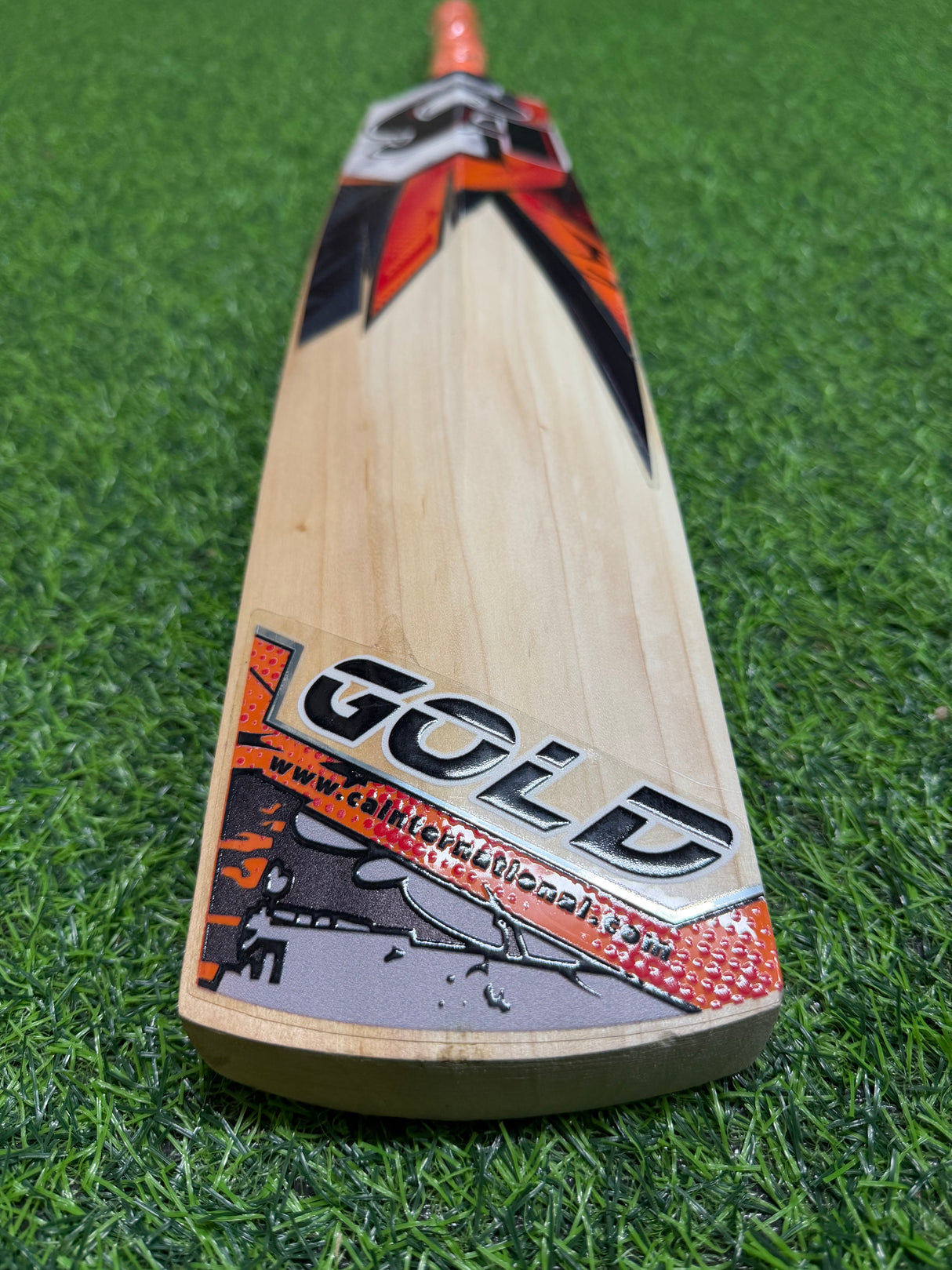 CA GOLD 2000 English Willow Cricket Bat | 8 Grains 1170g | 2.7 lb