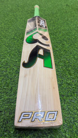 CA PRO 15000 Cricket Bat-Grade 1  English Willow-8 Grains-1220g