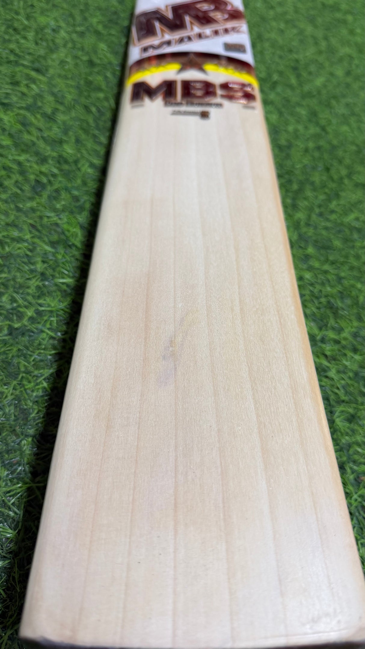 MB MALIK MBS PRO Edition- English Willow Cricket bat-7 Grains-1140g