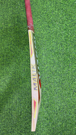 MB MALIK H PRO EDITION ENGLISH WILLOW CRICKET BAT-9 GRAINS-1275g