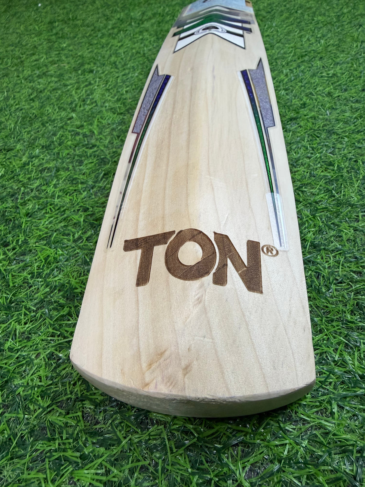 TON Power Plus English Willow Cricket Bat - 6 Grains 1187g