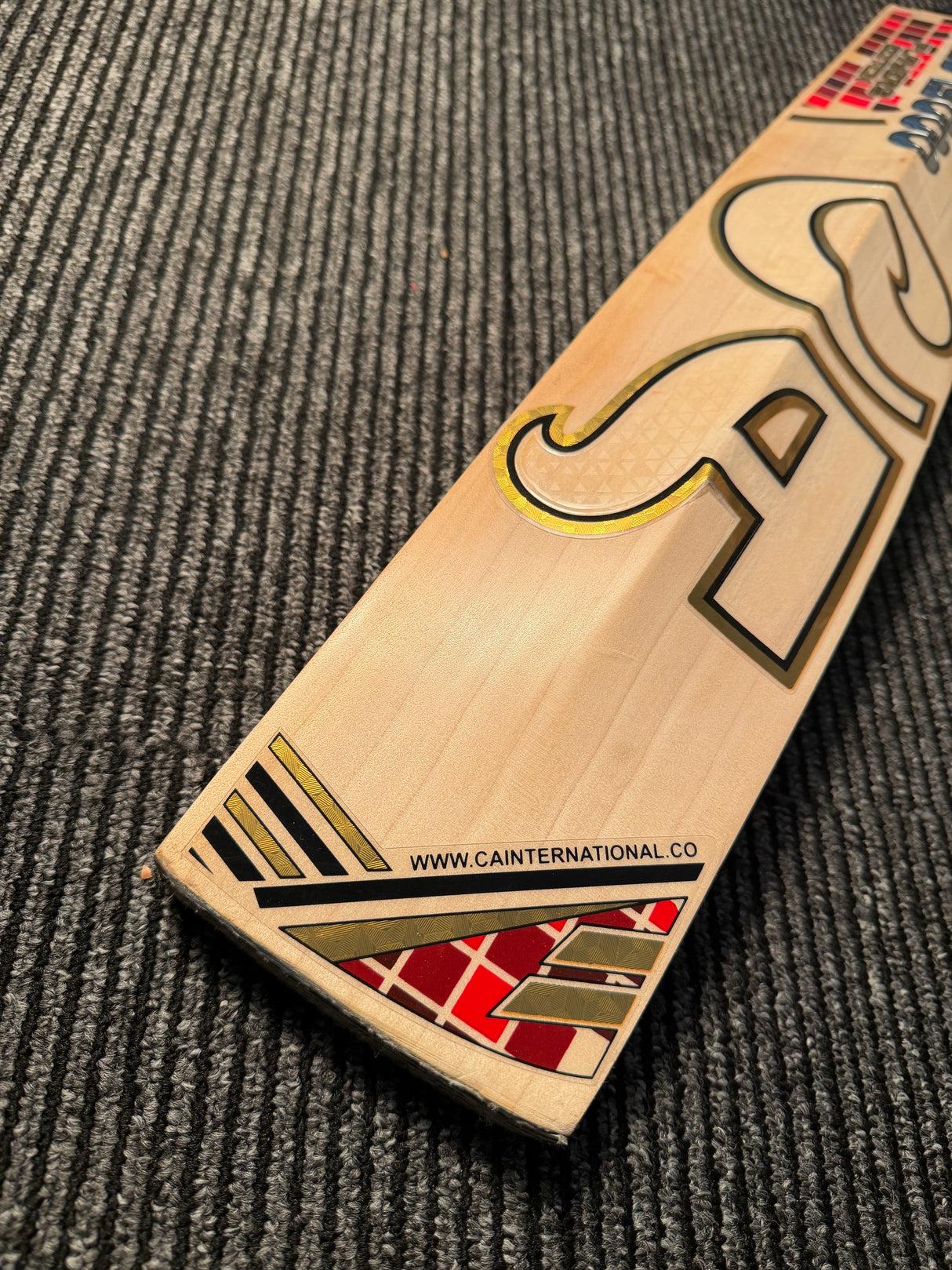 CA Gold 15000 Players Edition-Grade 1 English Willow Bat 1215g - 7 Grains