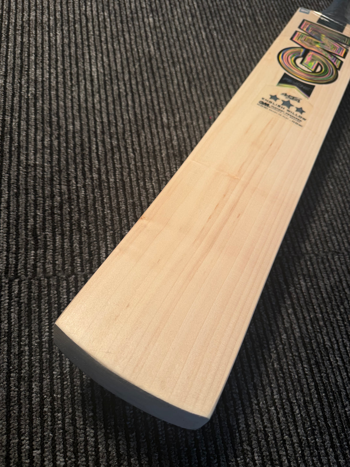GM Psyche 404 English Willow Cricket Bat -7 Grains / 1180g /2.7lb-SH