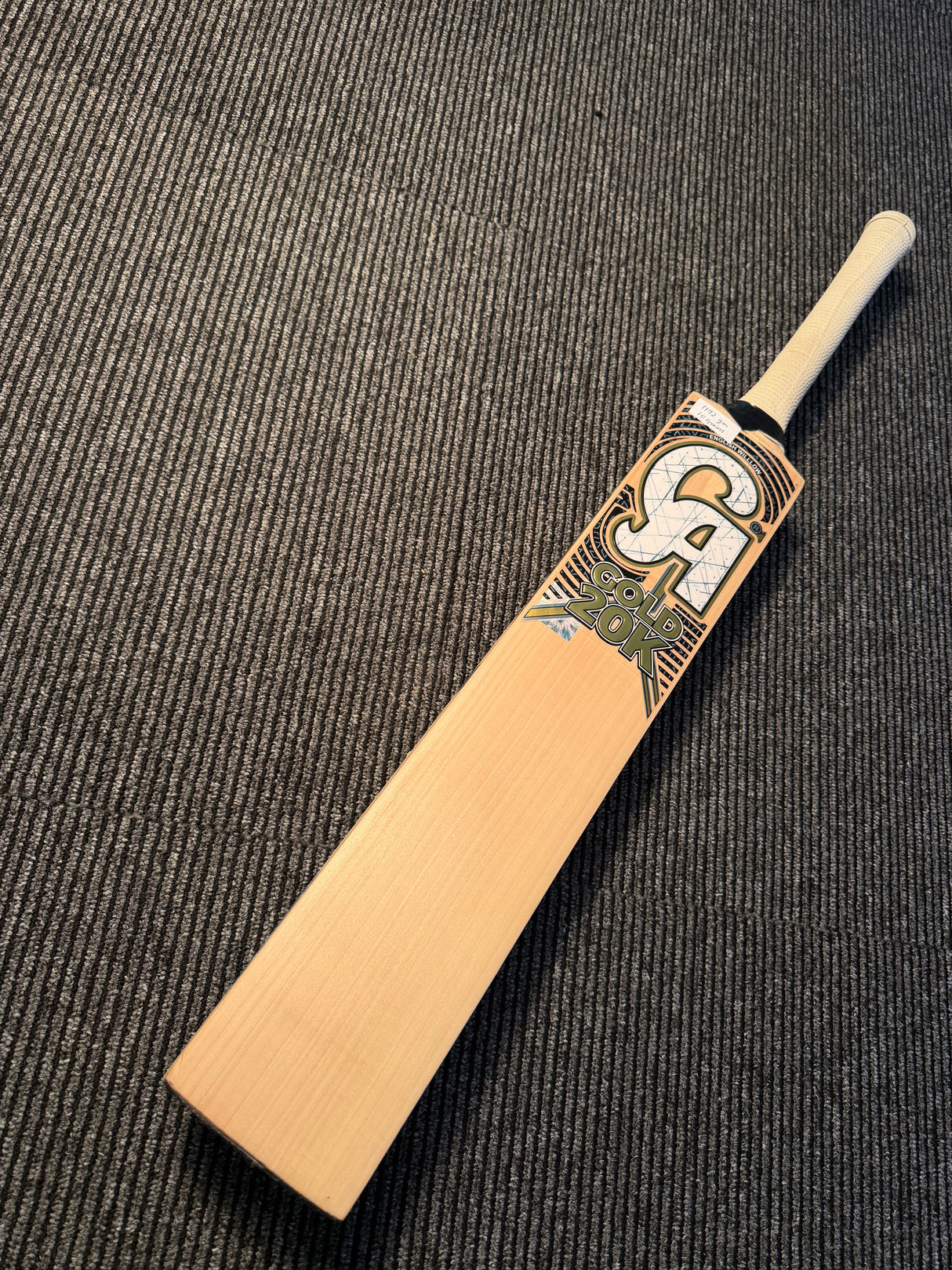CA Gold 20k Cricket Bat-Player Grade-10 Grains-1192g - 2.8 lb