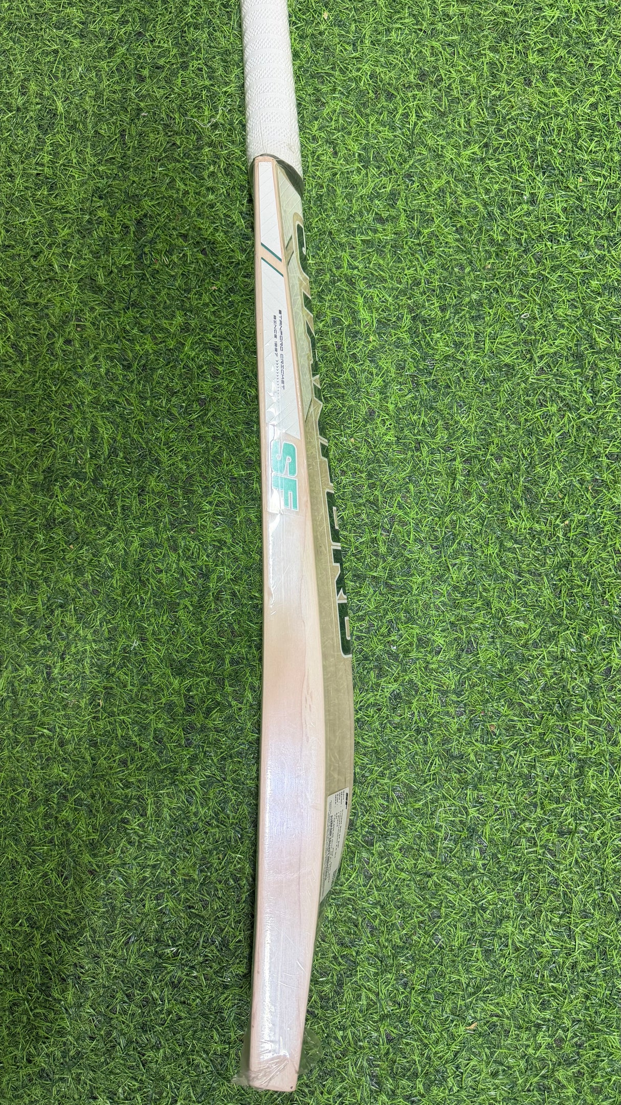 SF Transformation 4.0- English Willow Cricket Bat - 6 Grians -1175g