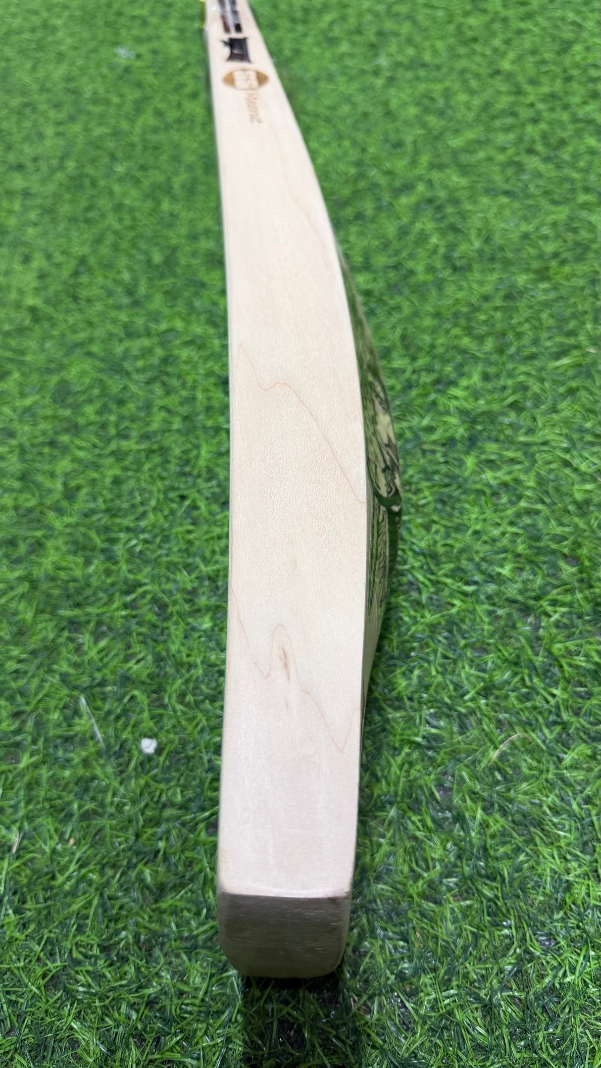 SS DEVILS Premium English willow Cricket Bat - 12+ Grains - 1215G
