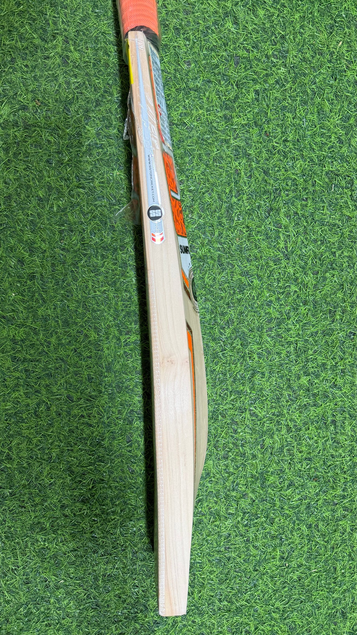 SS Ravindra Jadeja Kashmir willow Cricket Bat | 1350 Grams ( 2.9 lb )