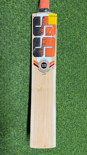SS Ravindra Jadeja Kashmir willow Cricket Bat | 1350 Grams ( 2.9 lb )