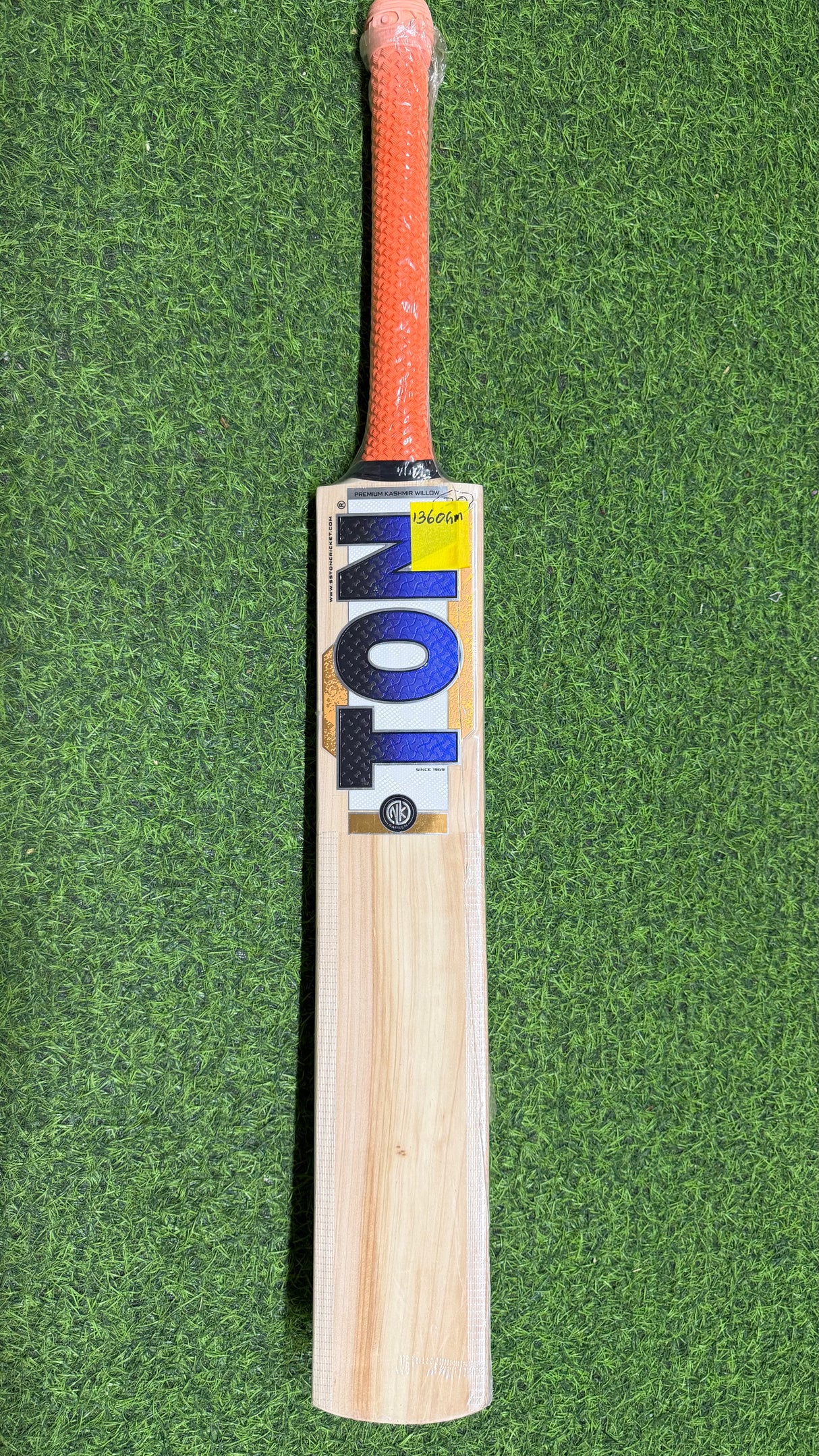 TON Kashmir Willow Cricket Bat | 1360 Grams ( 2.9 lb )