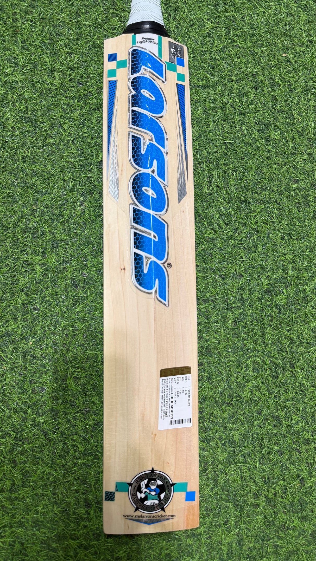 RNS Larsons V-100 English Willow Cricket Bat -1160G