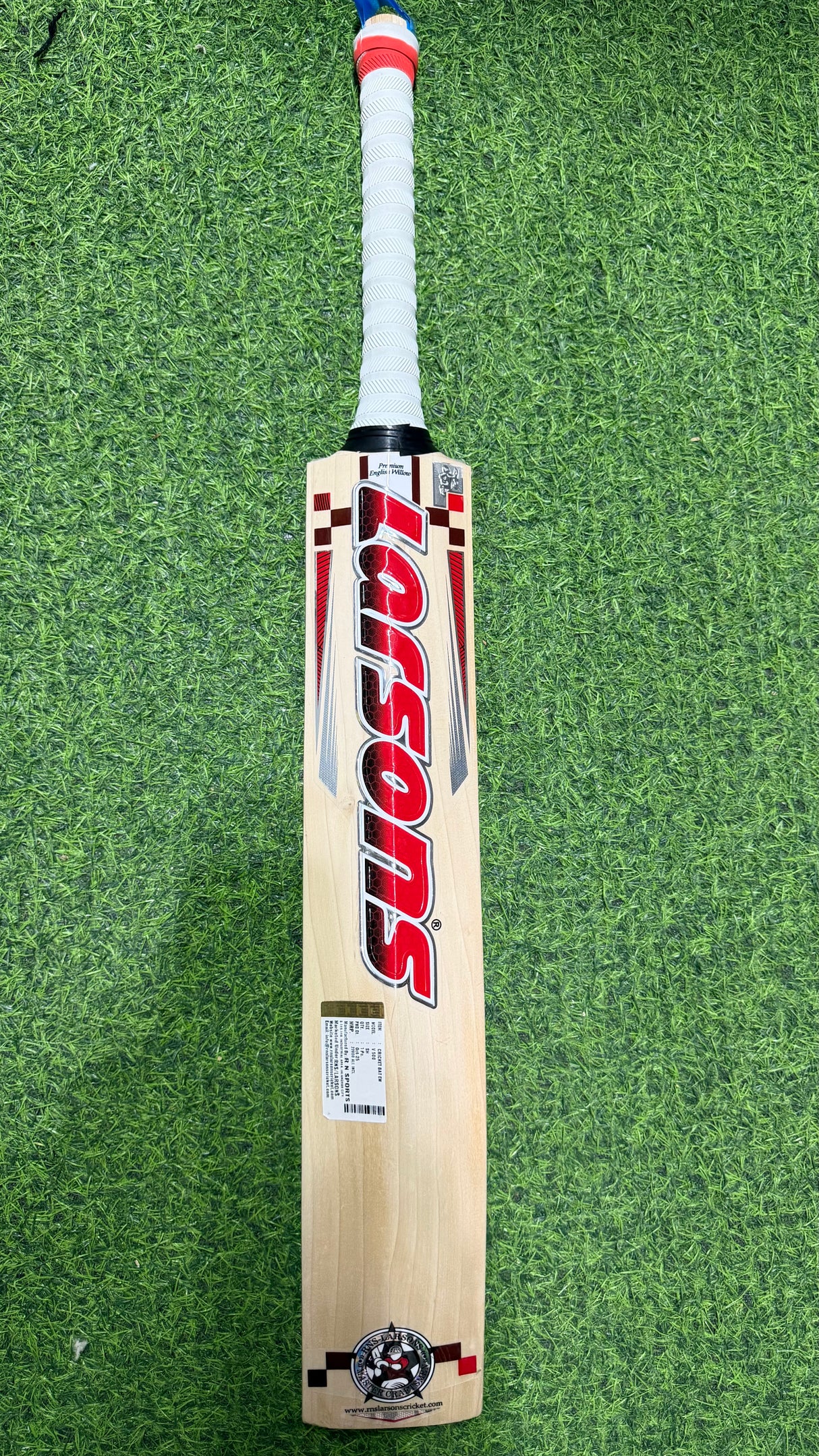 RNS Larsons V-500 Grade 1 English Willow Cricket Bat -1140g