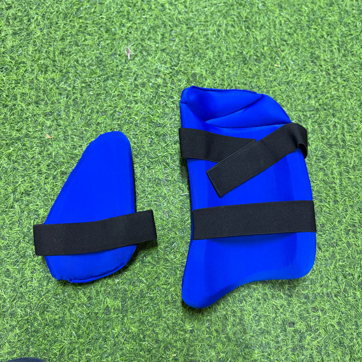Manager Cricket Thigh Guard/ Pads - Junior