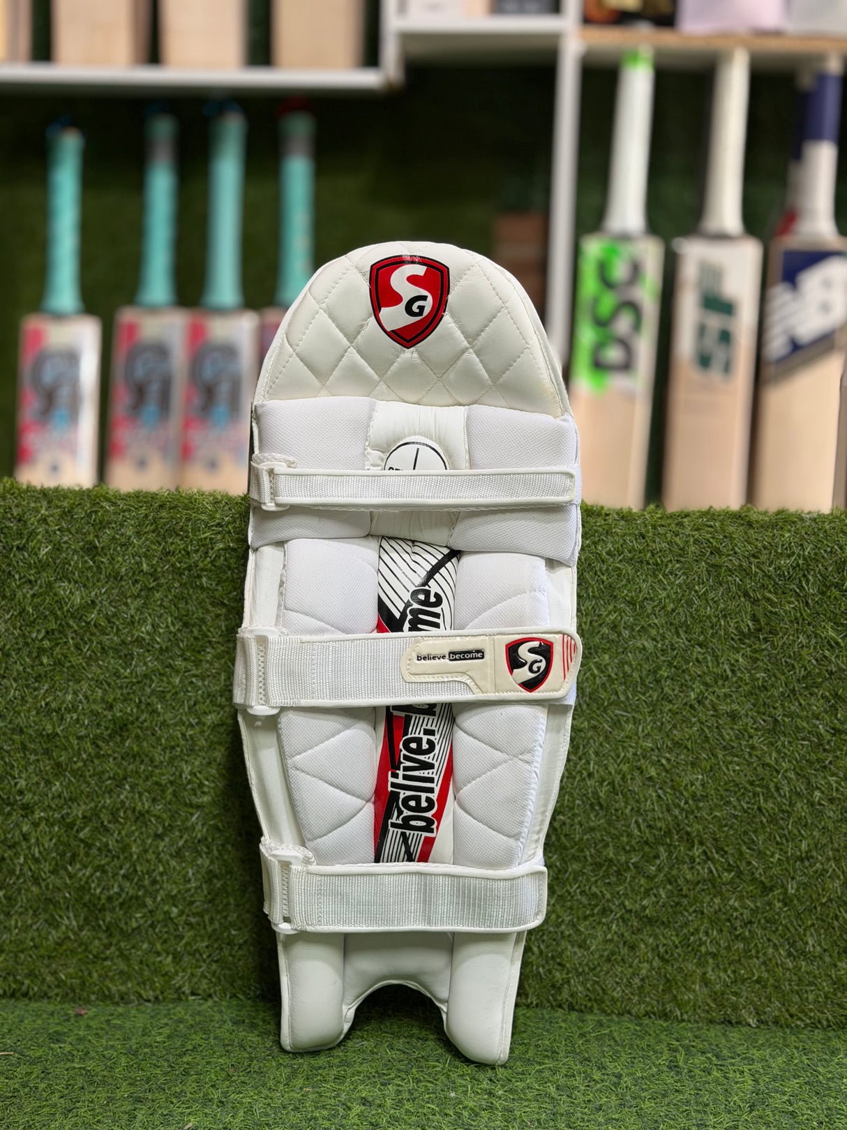 SG Cricket Batting Pads/Leg guards