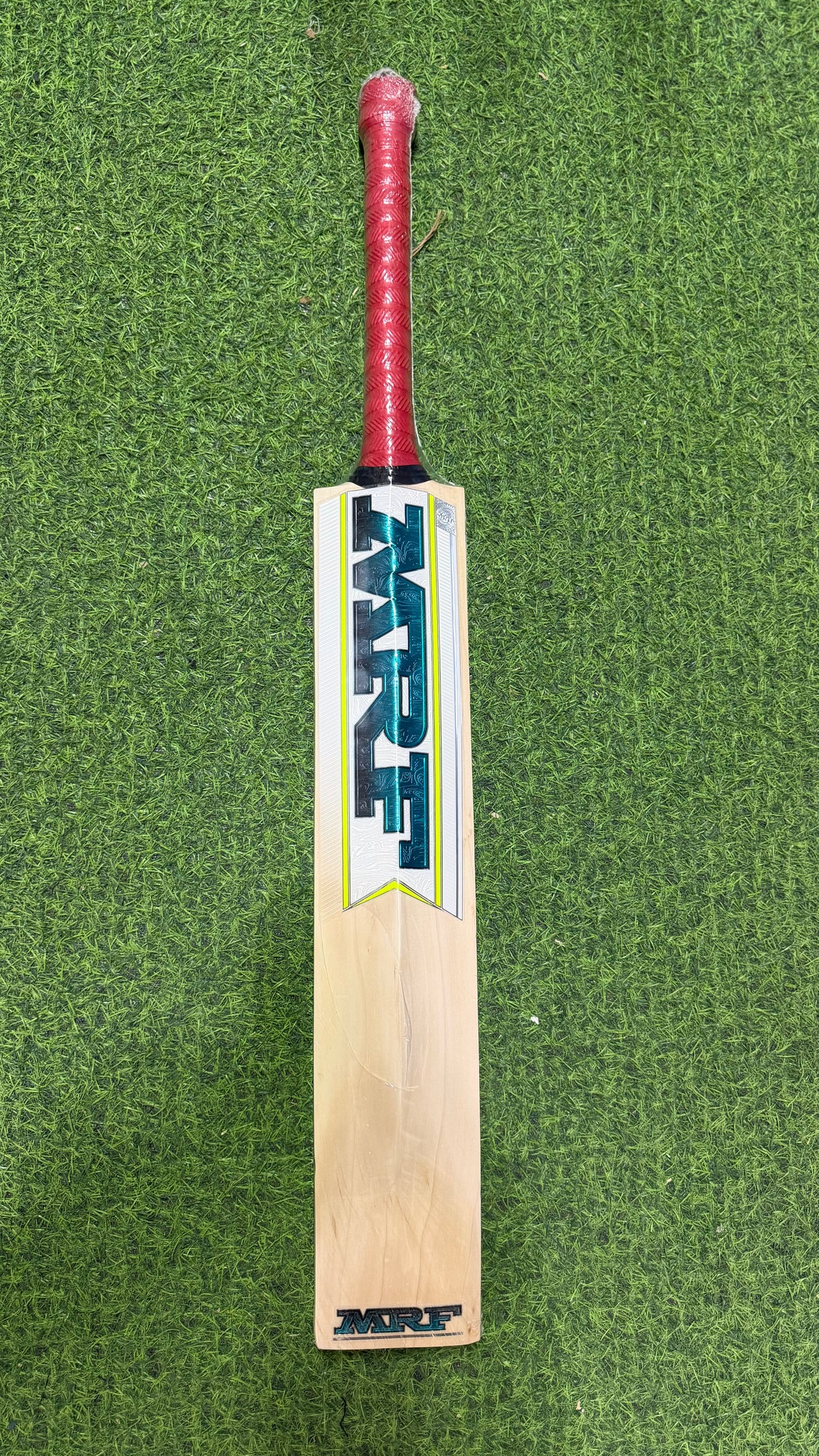 MRF Carnage Gill 77 English Willow Cricket Bat - 4 Grains / 1165g