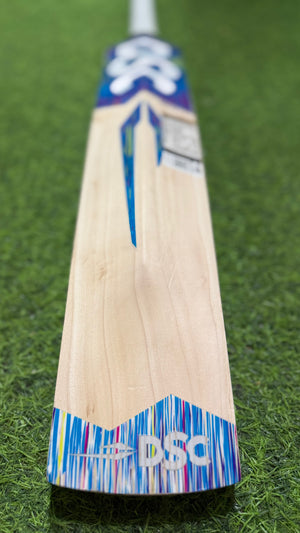 DSC Blu 111 Supreme English willow Cricket Bat - 5 Grains - 1240 g (2.8 lb )