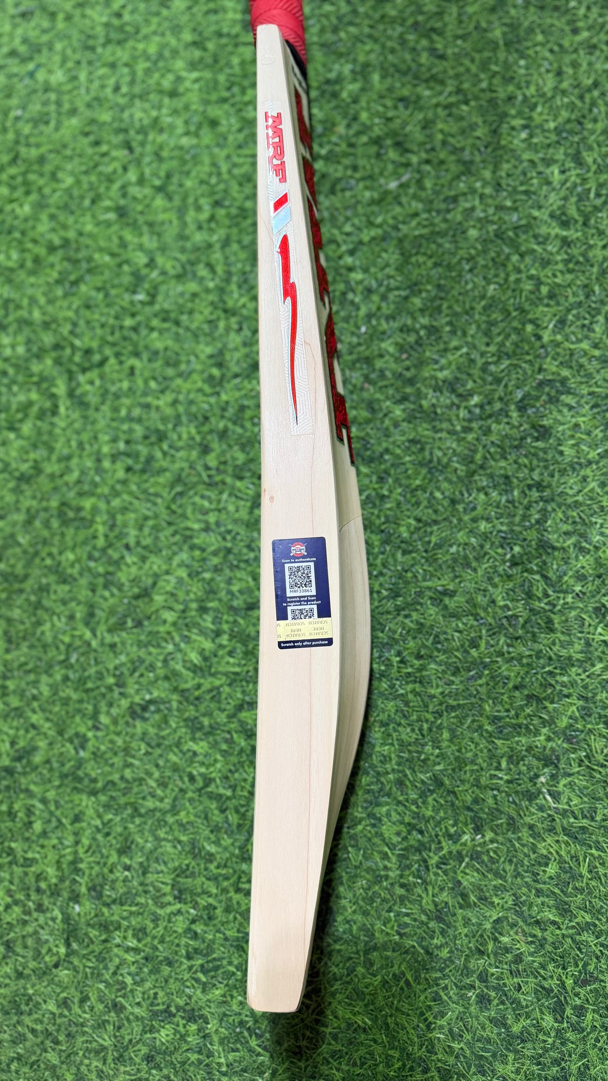 MRF Genius LImited Edition  English Willow Cricket Bat -8 Grains / 1170g ( 2.7 lb )