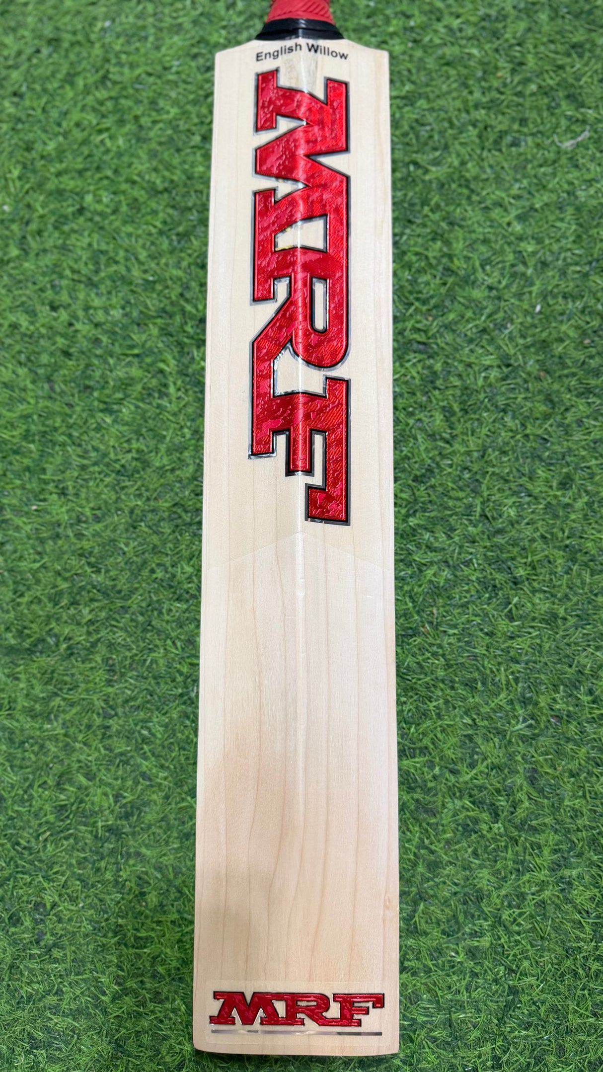 MRF Genius LImited Edition  English Willow Cricket Bat -8 Grains / 1170g ( 2.7 lb )