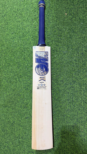 GM Brava 444 English Willow Cricket Bat -8 Grains / 1170g ( 2.7 lb )