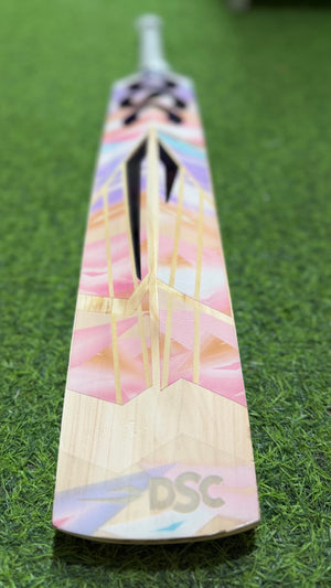 DSC Condor Torrrent - English willow Cricket Bat - 9 Grains - 1195 g